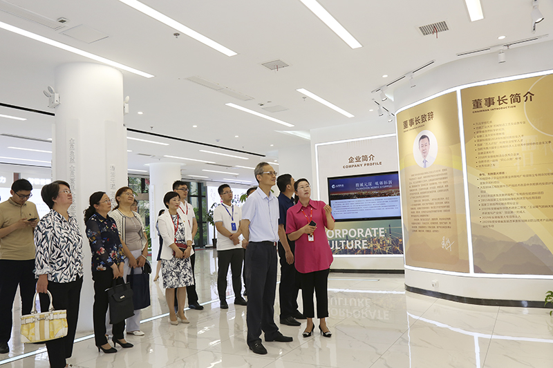 安徽省生態(tài)環(huán)境廳副廳長羅宏一行蒞臨元琛科技調研指導 安徽省生態(tài)環(huán)境廳副廳長羅宏一行蒞臨元琛科技調研指導